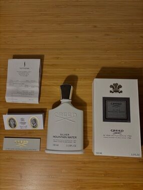 Creed Silver Mountain Water - White & Silver Bottle with Box